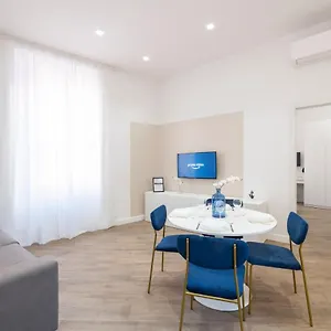 Apartament White Flat Cross, Rzym